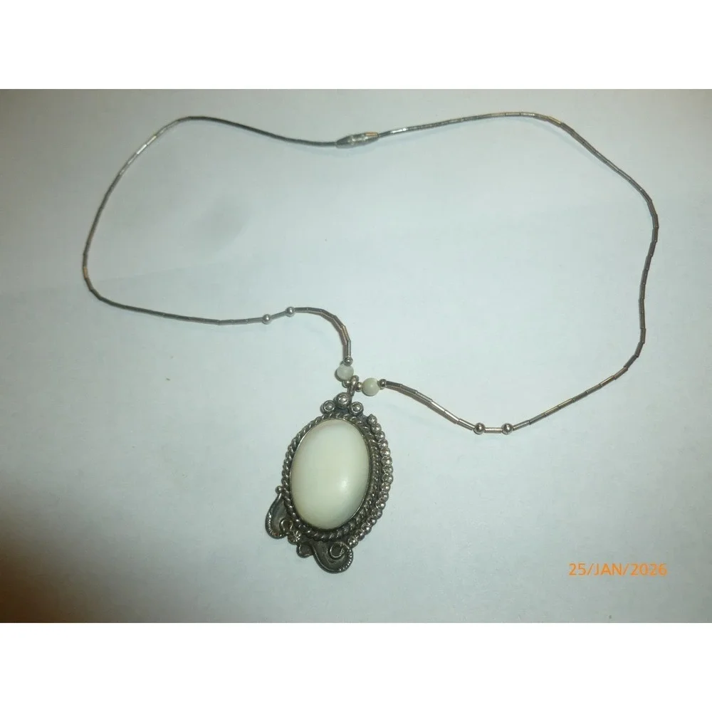 Vintage Southwestern Liquid Silver‎ Necklace White Cabochon Ornate Pendant